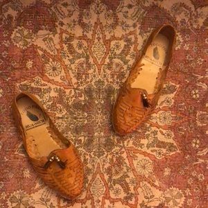 Handmade genuine leather shoes from Mexico